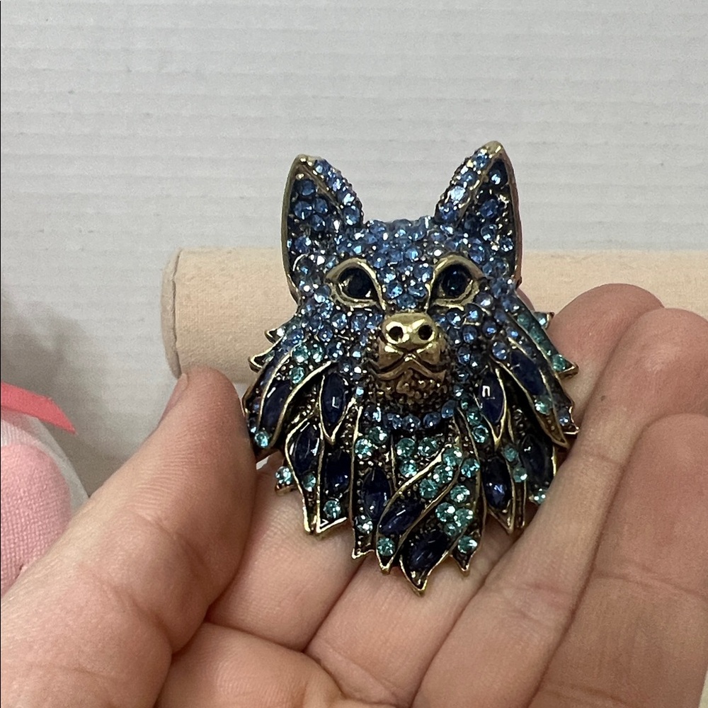 Blue Crystal Fox Brooch Pin